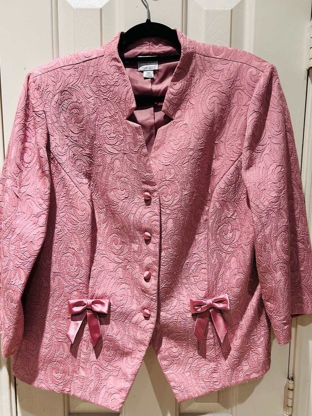 Emma James Rose Pink Textured Floral Jacket n skirt with Bow Details